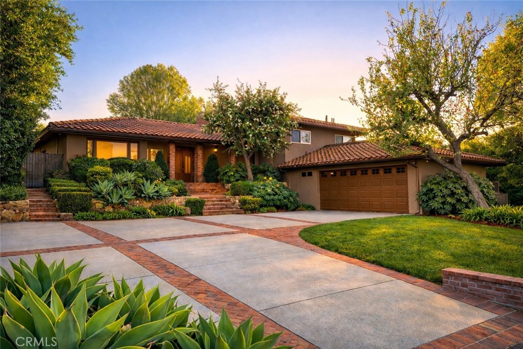 22548 Waterbury Street