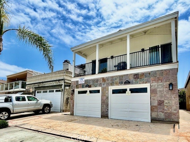 4819 RIVER Avenue, Newport Beach CA: https://media.crmls.org/medias/f1252832-2c19-4ef0-852e-b1637cf400e8.jpg