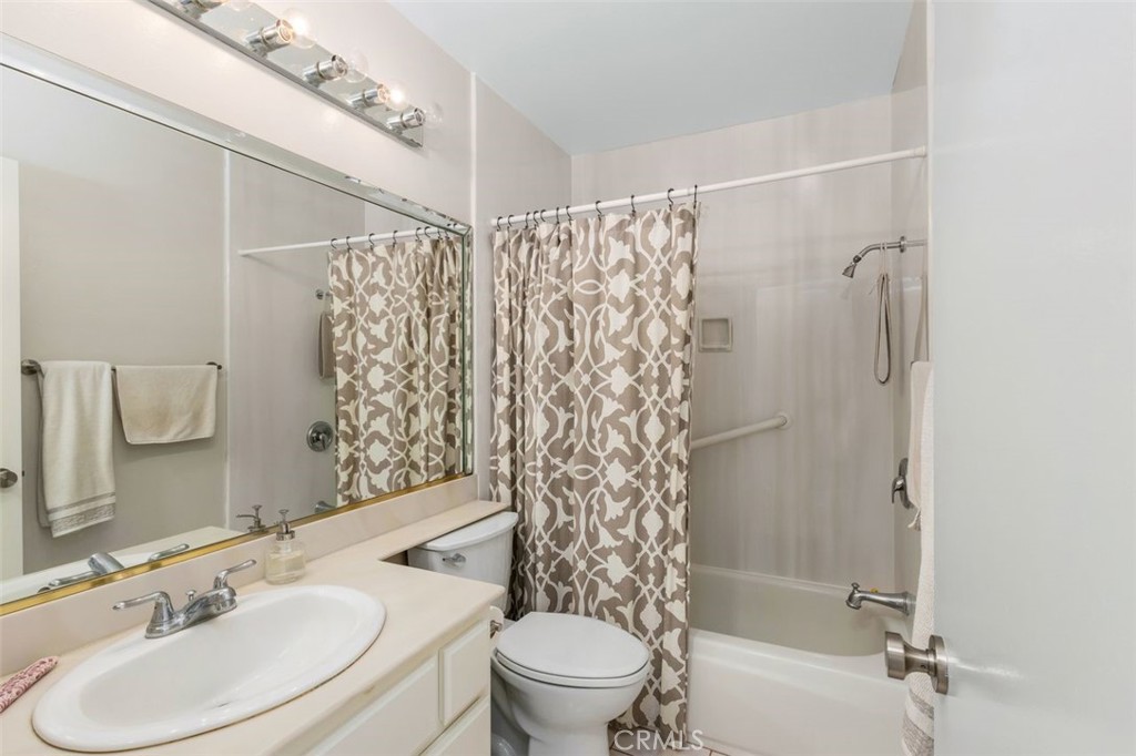 F1260d13 5ea5 4e7e Aa5d 5f7a1bb6405b