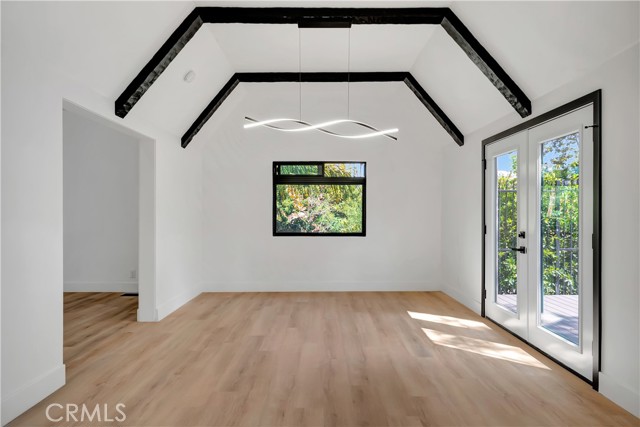 Detail Gallery Image 32 of 72 For 1145 S Longwood, Los Angeles,  CA 90019 - 4 Beds | 3 Baths