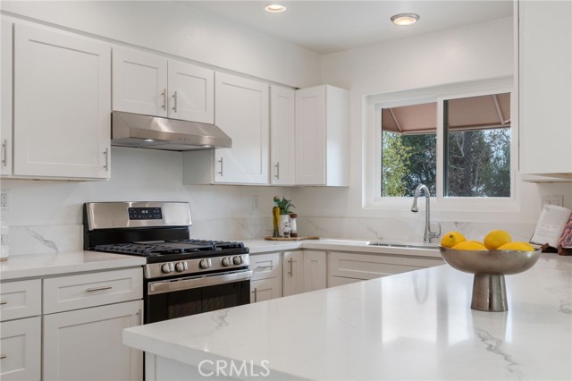 Detail Gallery Image 17 of 45 For 12411 Osborne St #128,  Pacoima,  CA 91331 - 3 Beds | 2/1 Baths