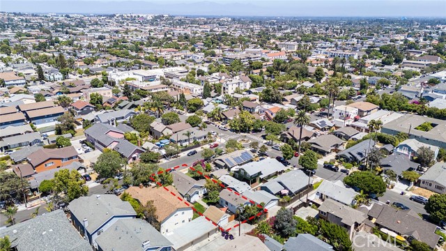 Detail Gallery Image 59 of 60 For 2520 East Sixth Street, Long Beach,  CA 90814 - 4 Beds | 3 Baths