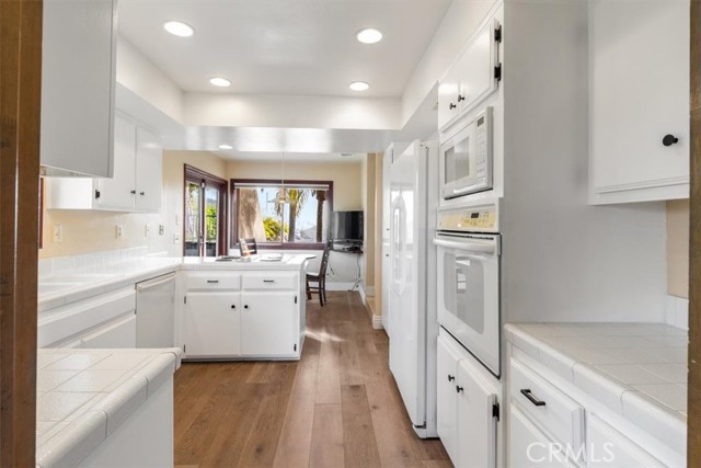 Detail Gallery Image 10 of 53 For 35302 Vista De Todo, Dana Point,  CA 92624 - 4 Beds | 3 Baths
