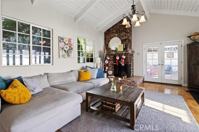 Detail Gallery Image 13 of 19 For 1205 Manzanita, Manhattan Beach,  CA 90266 - 3 Beds | 1/1 Baths