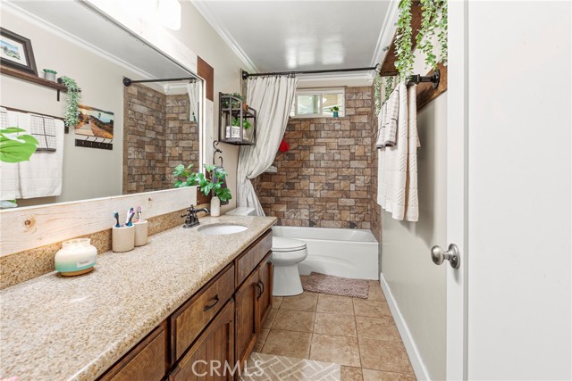 Detail Gallery Image 13 of 29 For 7440 Shale Rock Rd, Paso Robles,  CA 93446 - 3 Beds | 2 Baths
