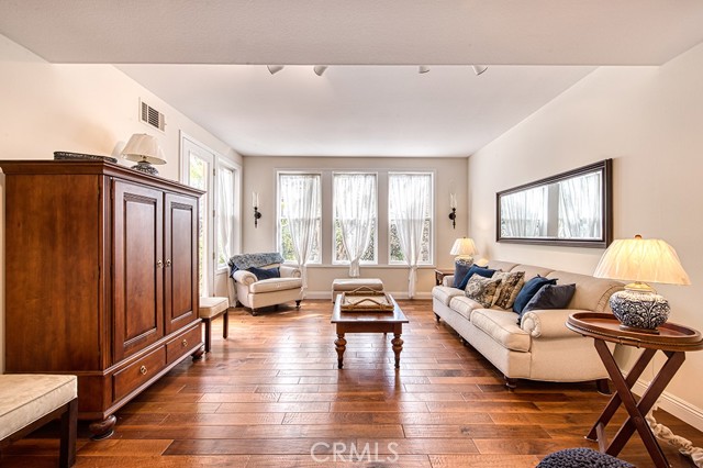 Detail Gallery Image 5 of 43 For 11 Lusitano, Coto de Caza,  CA 92679 - 5 Beds | 3 Baths