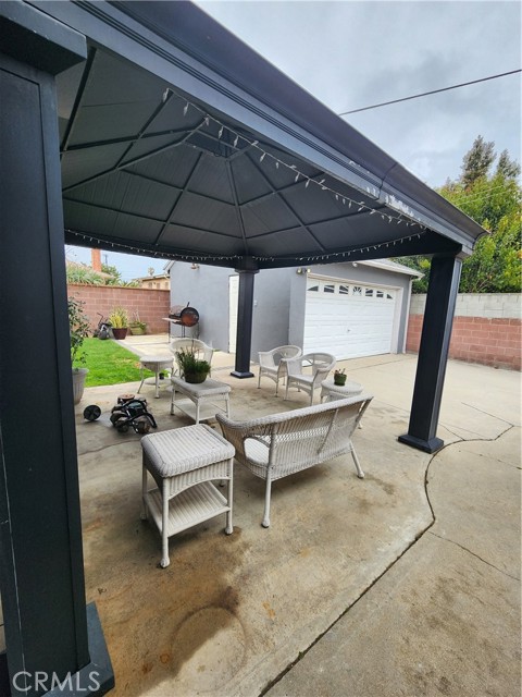Detail Gallery Image 37 of 38 For 2423 W 118th St, Hawthorne,  CA 90250 - 3 Beds | 2 Baths