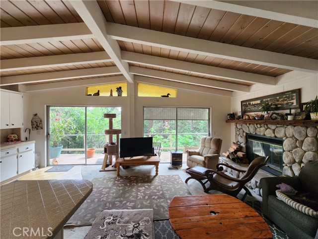 Detail Gallery Image 3 of 58 For 1023 Mercury, Crestline,  CA 92325 - 2 Beds | 1 Baths