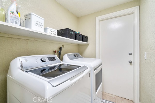2120 Capuchin Way, Claremont CA: https://media.crmls.org/medias/f12a38e7-455d-4b91-a718-5485633bf6a9.jpg