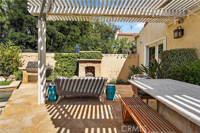 Detail Gallery Image 29 of 32 For 23039 Park Privado, Calabasas,  CA 91302 - 3 Beds | 3 Baths