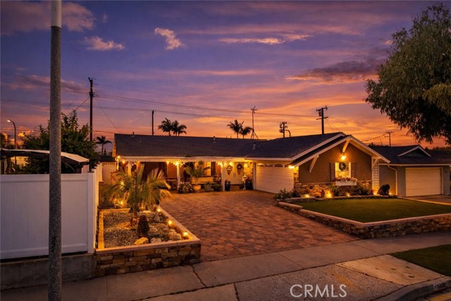 Detail Gallery Image 2 of 36 For 1406 Carey Ave, Brea,  CA 92821 - 4 Beds | 2 Baths