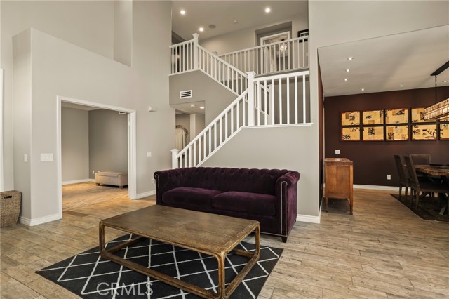 Detail Gallery Image 5 of 44 For 964 Corto, Simi Valley,  CA 93065 - 4 Beds | 3 Baths