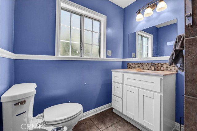 Detail Gallery Image 10 of 28 For 6418 Makee Ave, Los Angeles,  CA 90001 - 4 Beds | 2 Baths