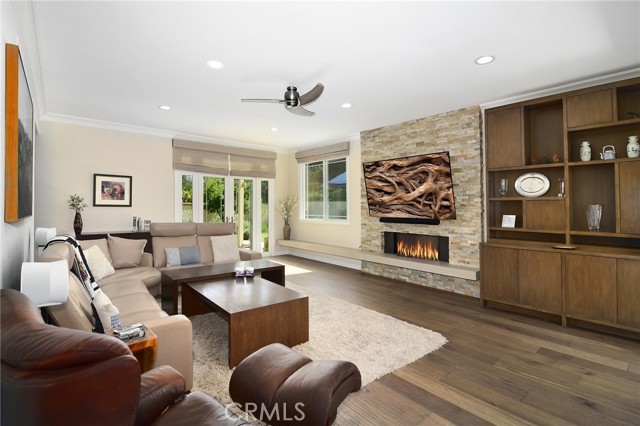 Detail Gallery Image 13 of 45 For 29784 Kimberly Dr, Agoura Hills,  CA 91301 - 4 Beds | 3 Baths