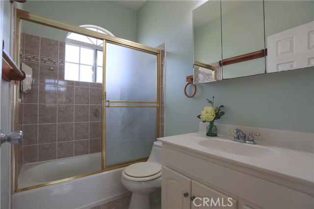 Detail Gallery Image 4 of 4 For 18620 Mescalero Street, Rowland Heights,  CA 91748 - 6 Beds | 5 Baths