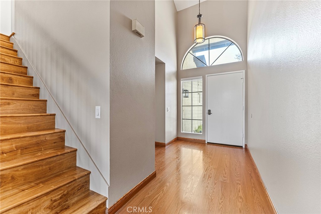 MLS #SR25252567 image #5