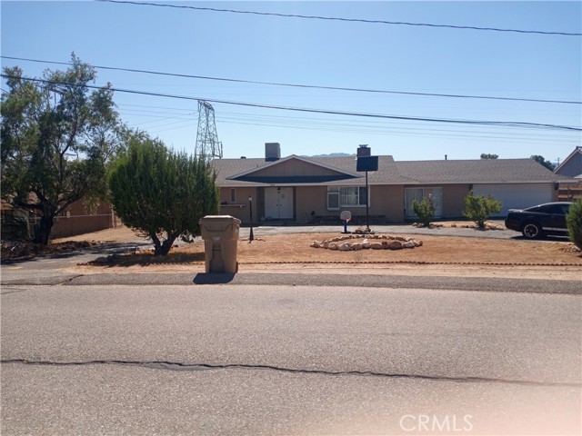 Detail Gallery Image 1 of 8 For 18509 Yuba St, Hesperia,  CA 92399 - 4 Beds | 2 Baths