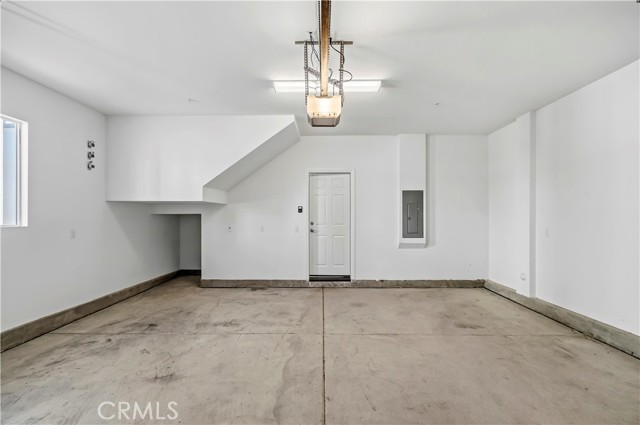 Detail Gallery Image 25 of 34 For 335 Carson Ct, Rialto,  CA 92376 - 3 Beds | 2/1 Baths