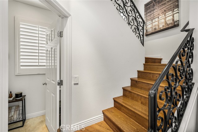 Detail Gallery Image 10 of 18 For 602 Larkspur Ave a,  Corona Del Mar,  CA 92625 - 3 Beds | 2/1 Baths