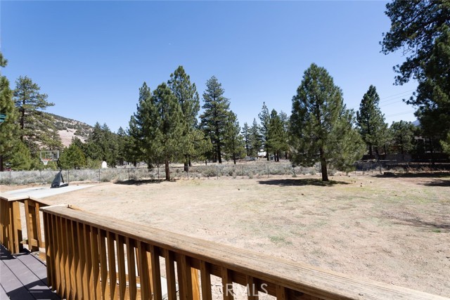 Detail Gallery Image 33 of 72 For 1120 Gold Mountain Dr, Big Bear City,  CA 92314 - 5 Beds | 2/1 Baths