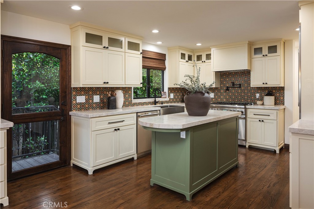 MLS #LG25264879 image #9