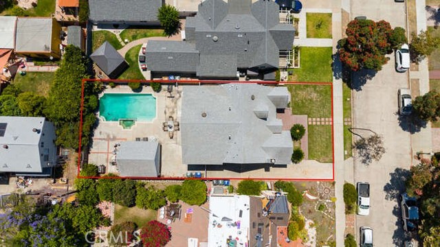 732 Cordova Avenue, Glendale CA: https://media.crmls.org/medias/f130e069-5a1b-4ca4-9bbd-4f55e74f3494.jpg