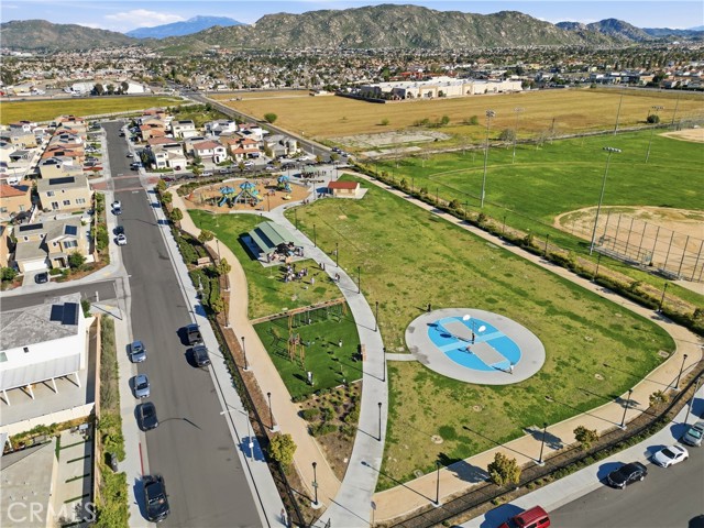 Detail Gallery Image 37 of 38 For 15587 Crusader Dr, Moreno Valley,  CA 92551 - 4 Beds | 3 Baths