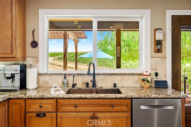 Detail Gallery Image 22 of 58 For 950 Indian Dune Rd, Paso Robles,  CA 93451 - 5 Beds | 4 Baths