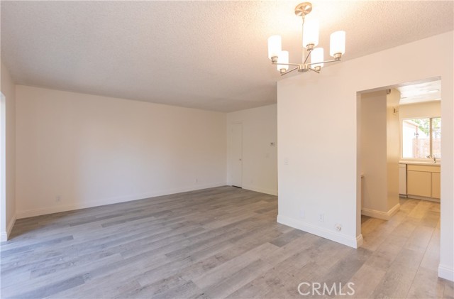 611 Lighthouse Way, Port Hueneme CA: https://media.crmls.org/medias/f1324ea7-892f-4801-8334-0cb166ac156e.jpg