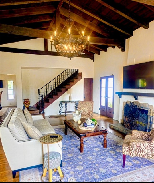 Detail Gallery Image 2 of 21 For 1005 W Roses, San Gabriel,  CA 91775 - 3 Beds | 2 Baths