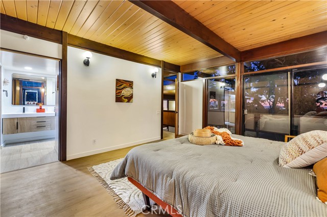 20289 Westpoint Drive, Riverside CA: https://media.crmls.org/medias/f1333828-5a7f-4e80-8af8-8106d713b948.jpg