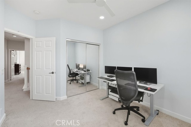 Detail Gallery Image 26 of 58 For 28771 Calle De La Paz, Valencia,  CA 91354 - 3 Beds | 2/1 Baths