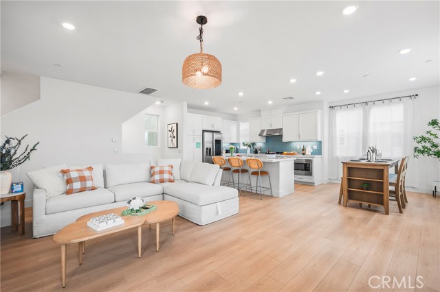 Detail Gallery Image 14 of 74 For 1291 Windmill Road, Rancho Mission Viejo,  CA 92694 - 4 Beds | 3/1 Baths