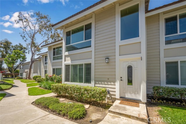 Detail Gallery Image 2 of 30 For 25885 Trabuco Rd #14,  Lake Forest,  CA 92630 - 2 Beds | 1/1 Baths
