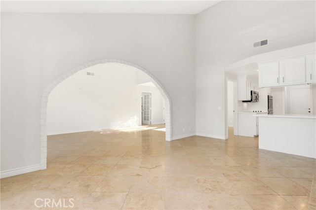 Detail Gallery Image 12 of 45 For 21841 Zuni, Lake Forest,  CA 92630 - 4 Beds | 2/1 Baths