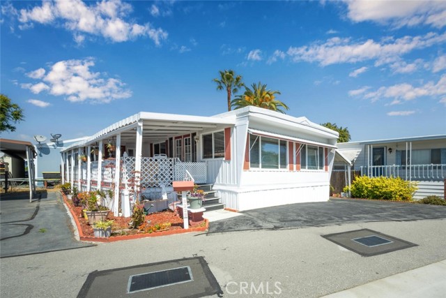 Detail Gallery Image 3 of 56 For 6229 E Golden Sands Dr #193,  Long Beach,  CA 90803 - 2 Beds | 2 Baths