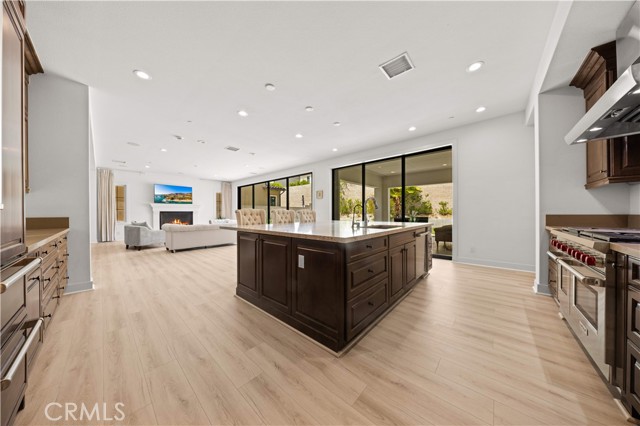 53 Eider Run, Irvine CA: https://media.crmls.org/medias/f137e36f-e383-4f72-9693-3e8c8787e60e.jpg