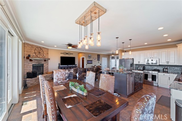 Detail Gallery Image 15 of 75 For 42955 Irons Rd, Aguanga,  CA 92536 - 5 Beds | 5 Baths