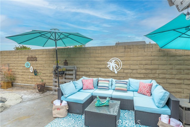 Detail Gallery Image 40 of 43 For 18250 Devonwood Cir, Fountain Valley,  CA 92708 - 3 Beds | 2 Baths