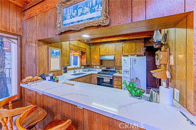 Detail Gallery Image 19 of 51 For 5522 Acorn, Wrightwood,  CA 92397 - 1 Beds | 1/1 Baths