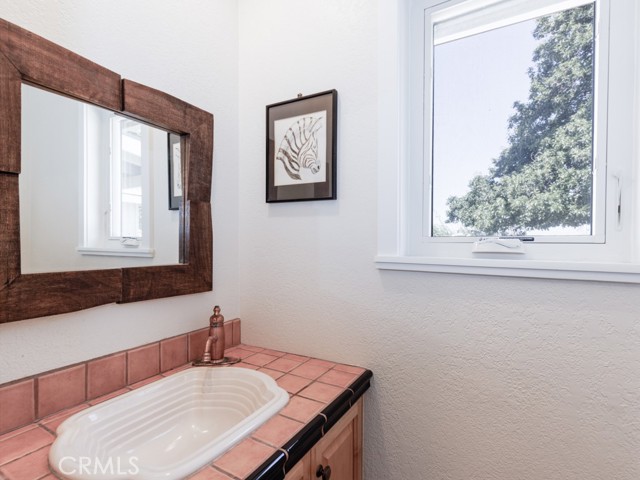 7491 Kingsbury Road, Templeton CA: https://media.crmls.org/medias/f139e46f-809c-4ec1-9bc4-f3de91da9439.jpg