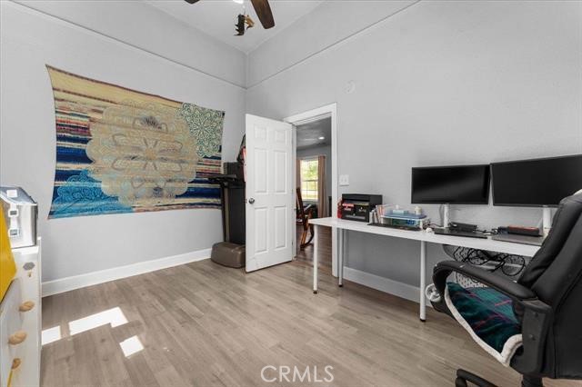 https://media.crmls.org/medias/f13a98ea-7407-4d29-ab17-97c50352a914.jpg?preset=X-Large