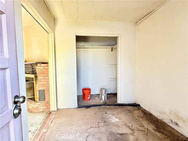 Detail Gallery Image 7 of 23 For 13807 Carson, Trona,  CA 93562 - 4 Beds | 1 Baths