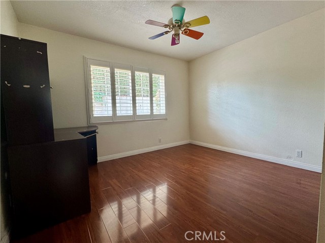 5323 Golden West Avenue, Temple City CA: https://media.crmls.org/medias/f13b0e48-25f2-435b-bd82-59954bec3b8e.jpg