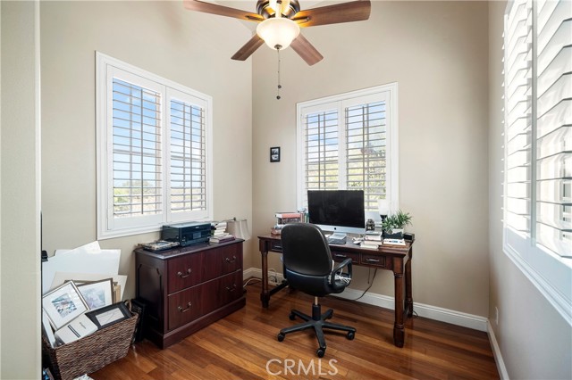 42179 Calle Paramo, Murrieta CA: https://media.crmls.org/medias/f13c74af-d2f1-4795-a455-c227bc03345e.jpg