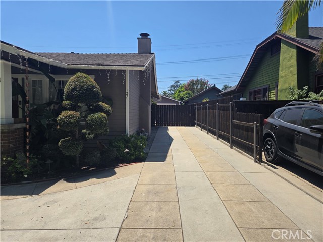 Detail Gallery Image 2 of 15 For 127 N San Marino Ave, Pasadena,  CA 91107 - 1 Beds | 1 Baths
