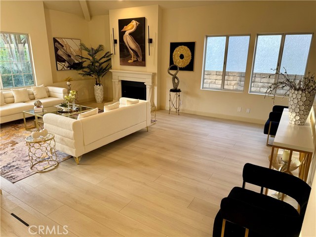 7618 Brookmont Place, West Hills CA: https://media.crmls.org/medias/f13cdbcb-9349-4b33-891b-d2c80af94f5d.jpg