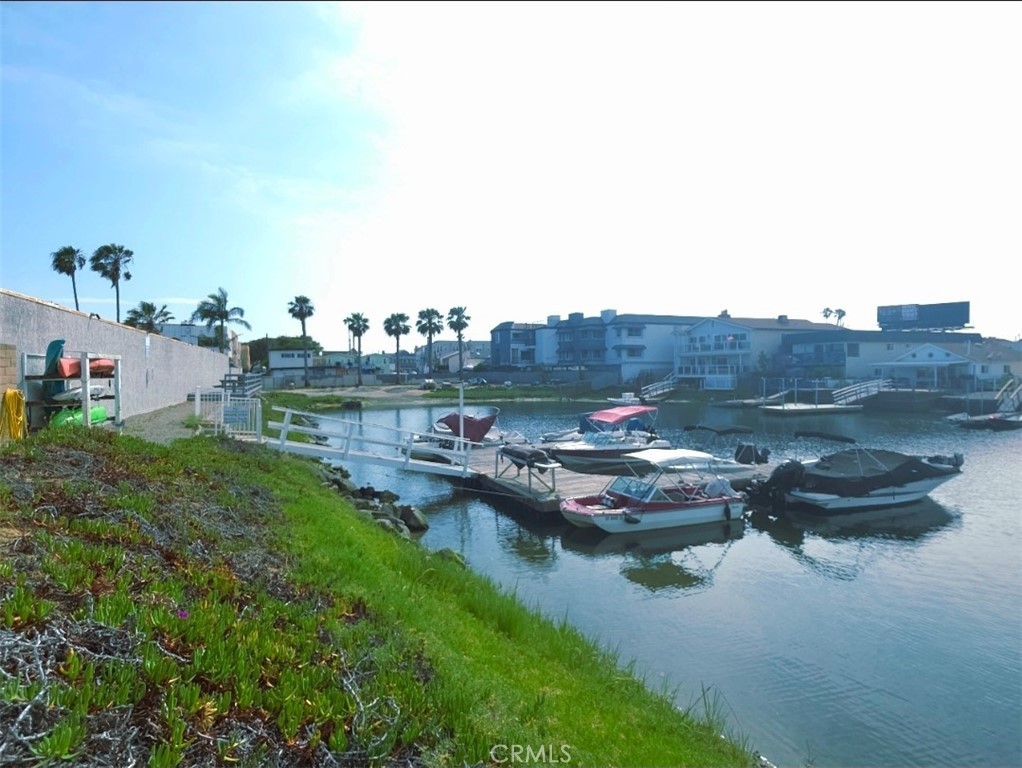 MLS #OC25109244 img 4