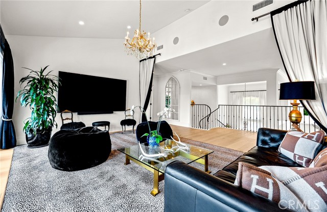 23477 Park Colombo, Calabasas CA: https://media.crmls.org/medias/f13d2694-e6ba-454e-8c43-545a4403e557.jpg