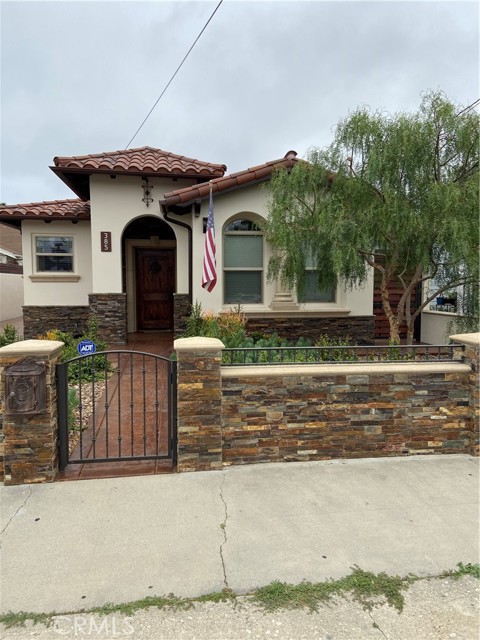 385 W 19th Street, San Pedro CA: https://media.crmls.org/medias/f13d70a5-040b-4943-9f36-a6b69fc36107.jpg